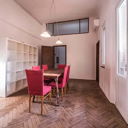 Close To The Duomo Exquisite 4bd Apartman *