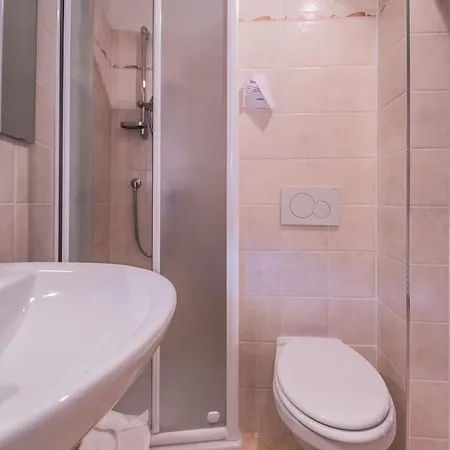 Close To The Duomo Exquisite 4bd Apartman *