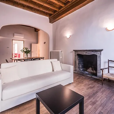 Close To The Duomo Exquisite 4bd Apartman Firenze